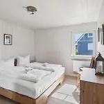 Nice Home In Zerpenschleuse With Wifi *