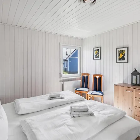 Vakantiehuis Lovely In With Wifi *