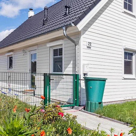 Nice Home In Zerpenschleuse With Wifi Holiday home *